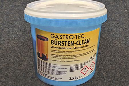 Bild mit einem Plastikeimer mit Deckel. Inhalt sind 2,5 kg Bürstenreiniger (Bürsten-Clean). Der reiniger wird genutzt um die Bürsten des Gläserspühlers zu reinigen.
